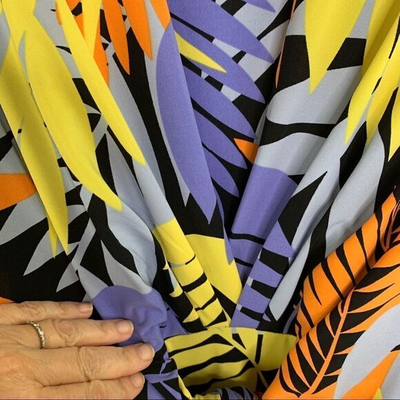 Moda International V-Neck Vivid Colorful Tropical Sleeveless Dress Sz 8 - Picture 4 of 9